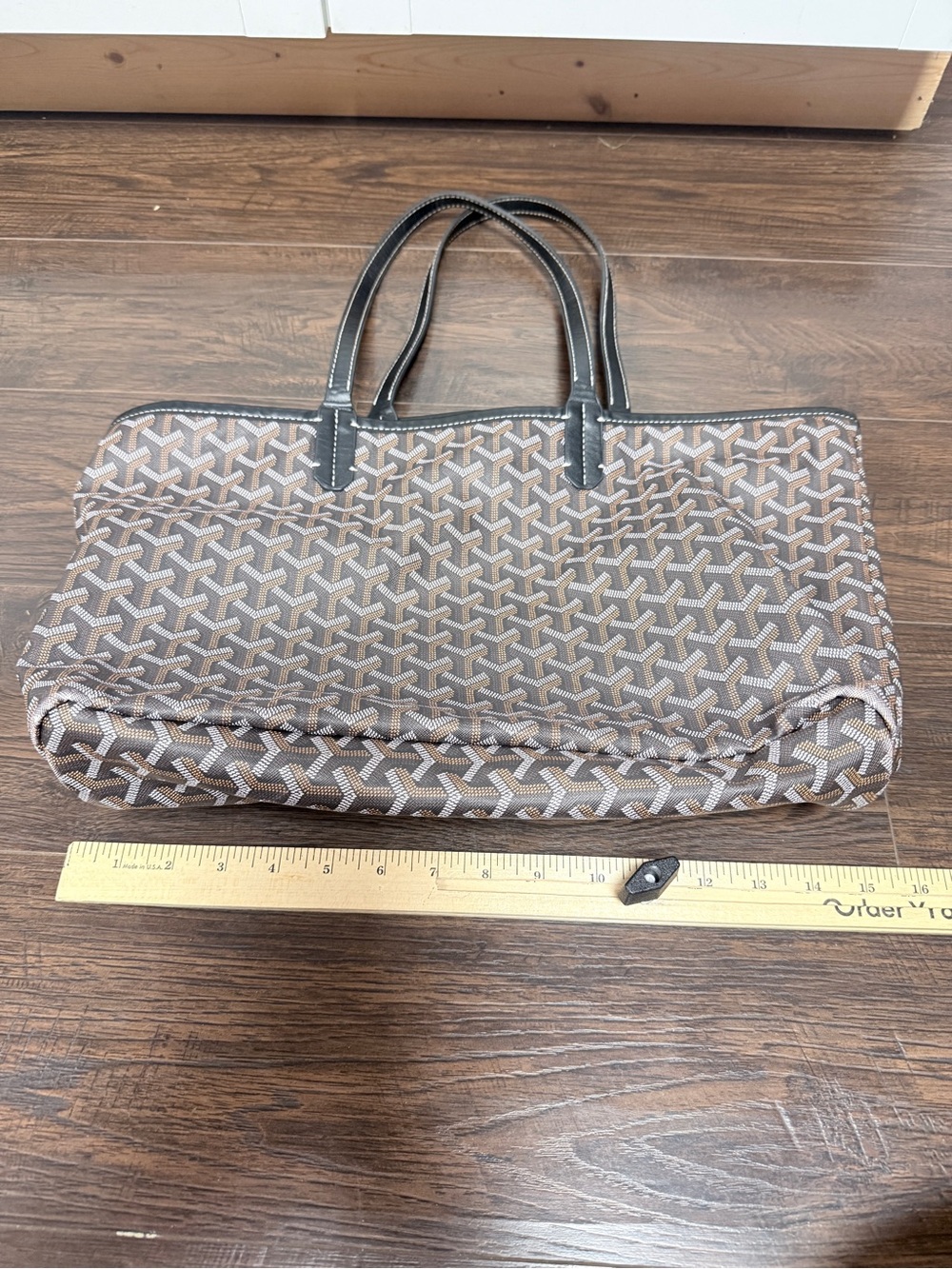 EMO BLACK LUXURY PATTERN TOTE - Picture 3 of 6